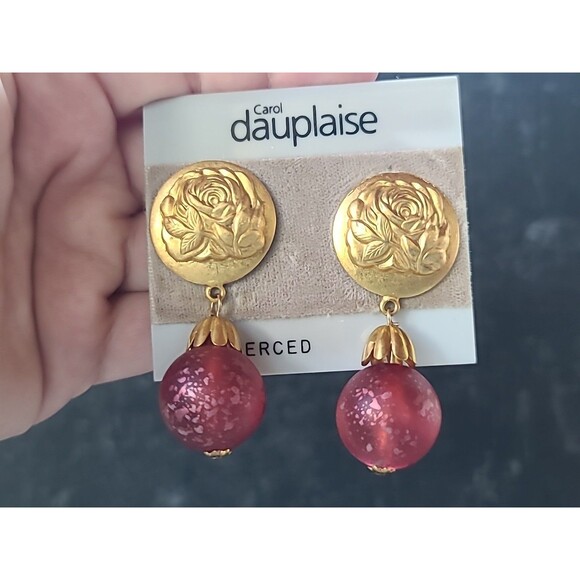 Carol Dauplaise Gold Tone And Red Floral Dangling Pierced Earrings Vintage - Picture 3 of 10
